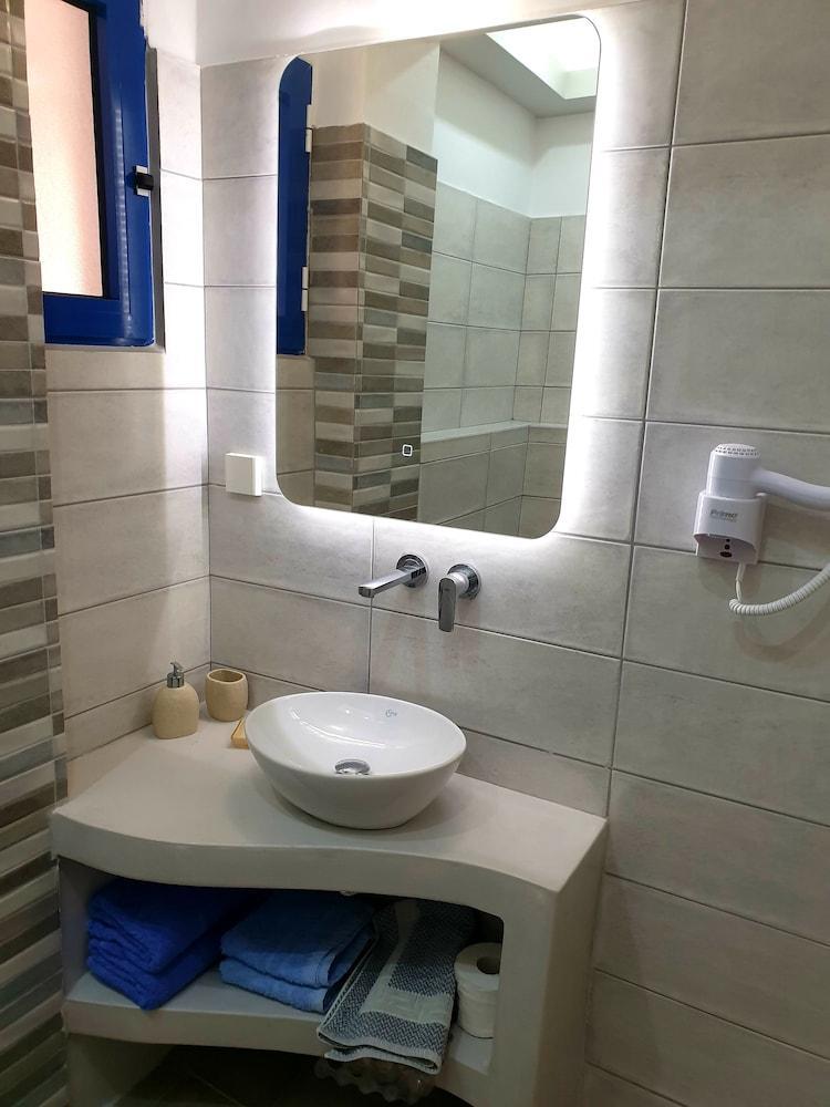 Arapiou Apartments Perivolos  Extérieur photo