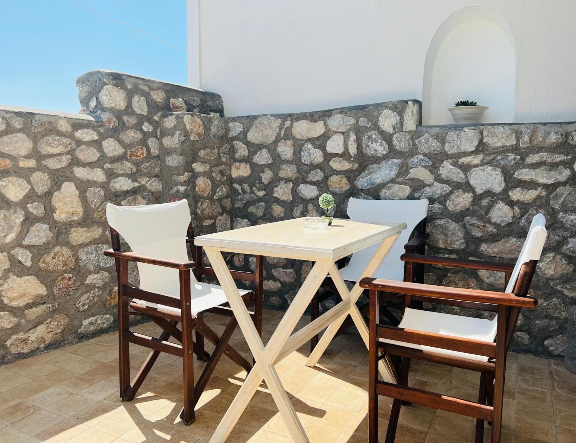 Arapiou Apartments Perivolos  Chambre photo